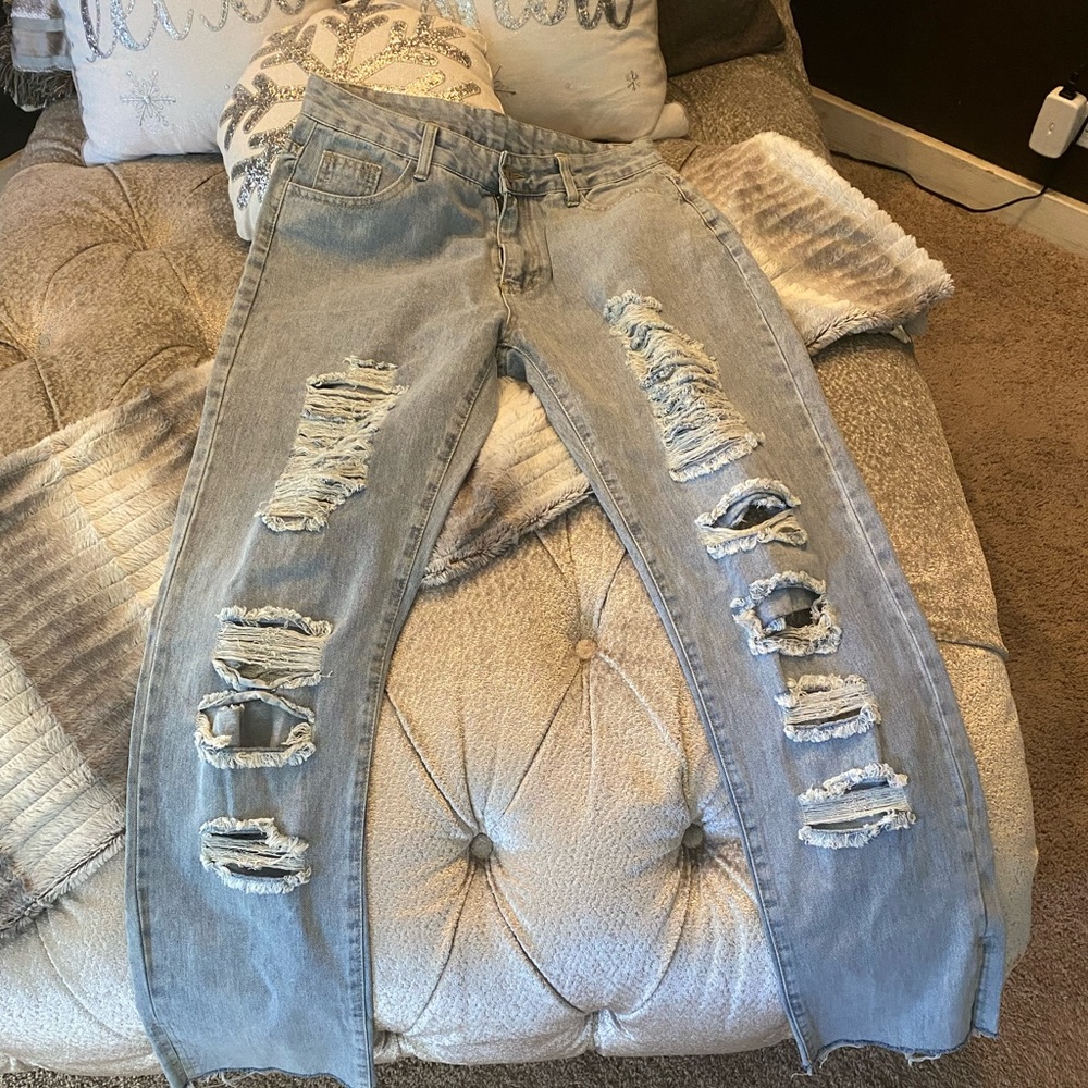 Distressed split hem Jeans